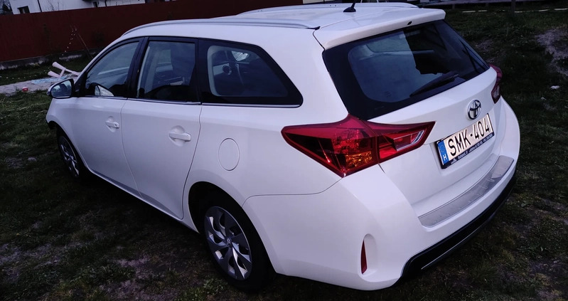 Toyota Auris cena 16900 przebieg: 187000, rok produkcji 2014 z Radzymin małe 154